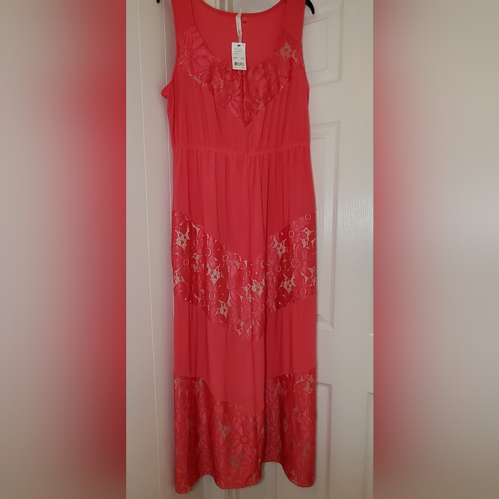 Maxi dress